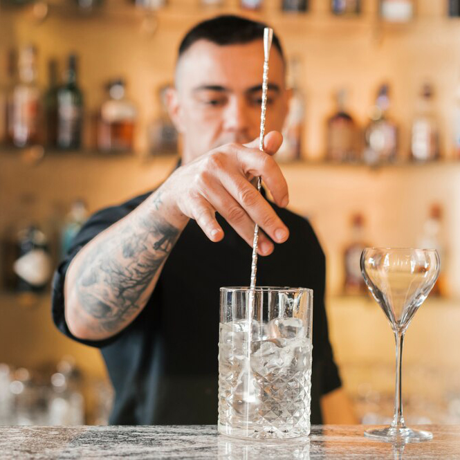 preparing-refreshing-cocktail-bar_23-214817674933